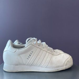 Womens Adidas sneaker